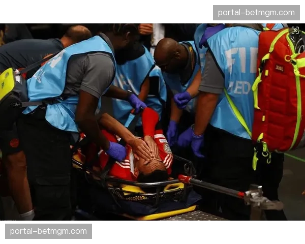 更衣室镜头:韩国女队夺得团体冠军后,队员们用传统歌舞庆祝胜利 更衣室镜头:韩国女队夺得团体冠军后,队员们用传统歌舞庆祝胜利